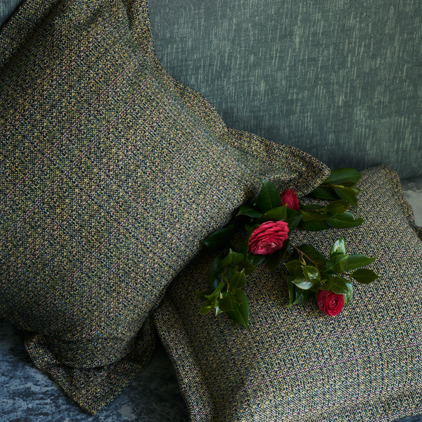 Bramble Fabric in Camellia Leaf