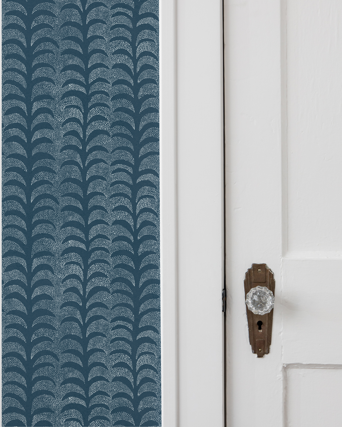 Dotted Palm Wallpaper in Navy