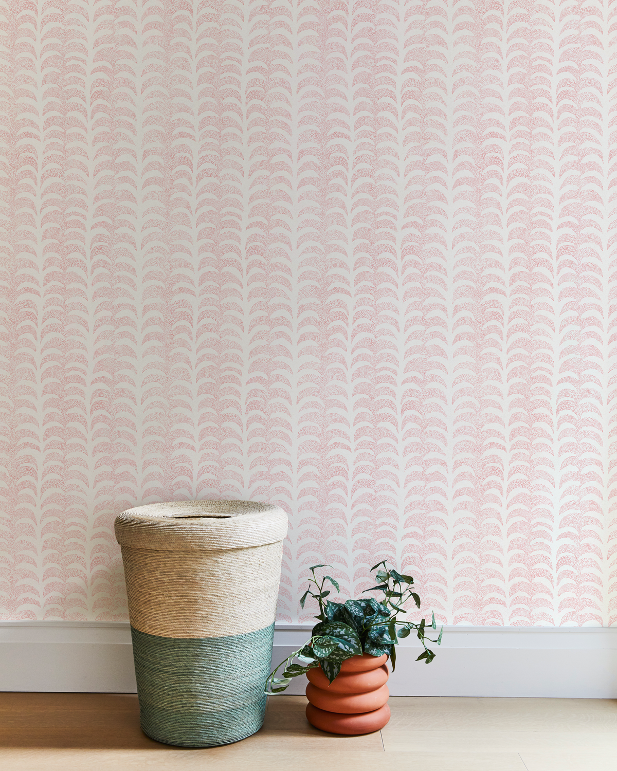 Dotted Palm Wallpaper in Pink