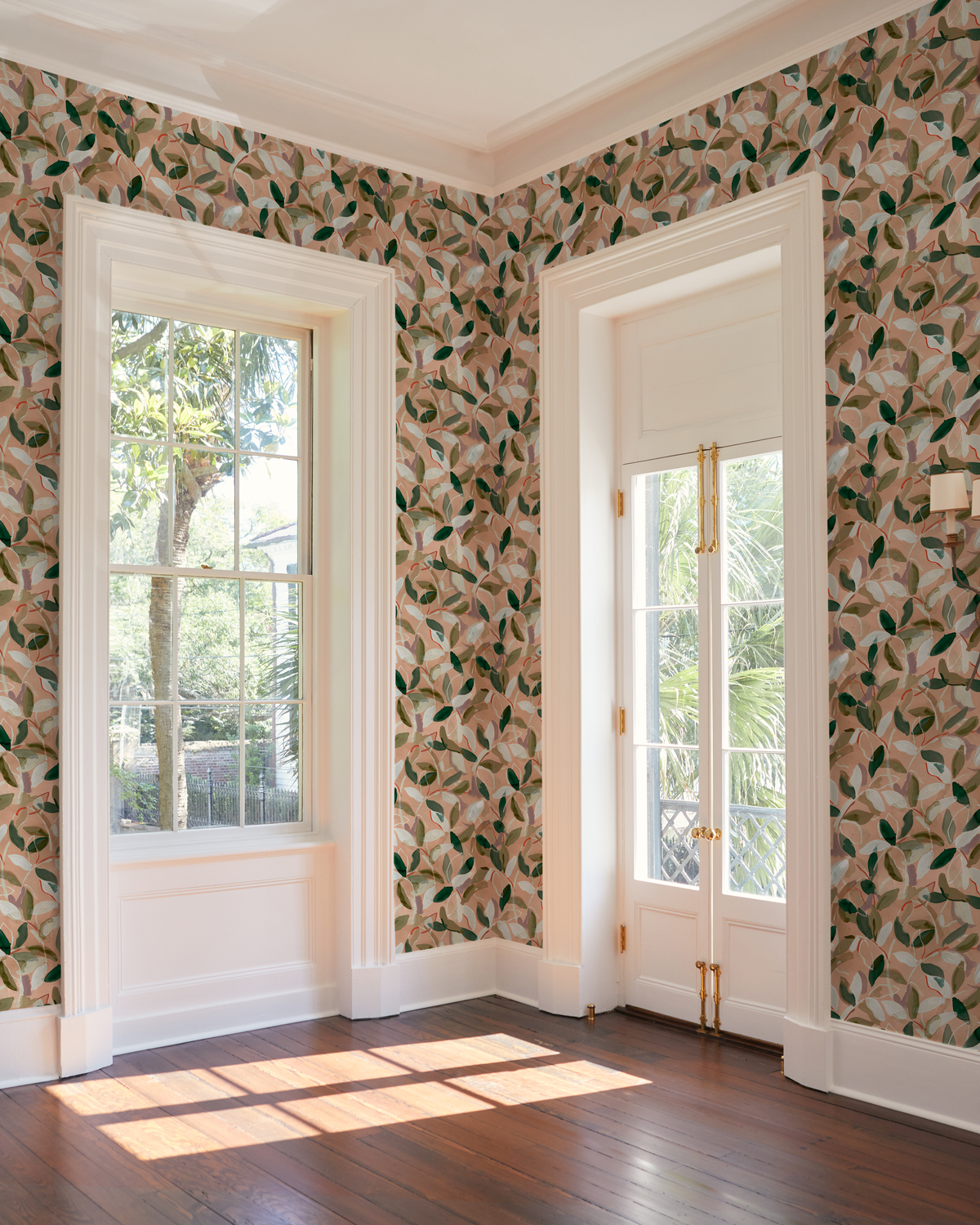 Laurel Wallpaper in Peach