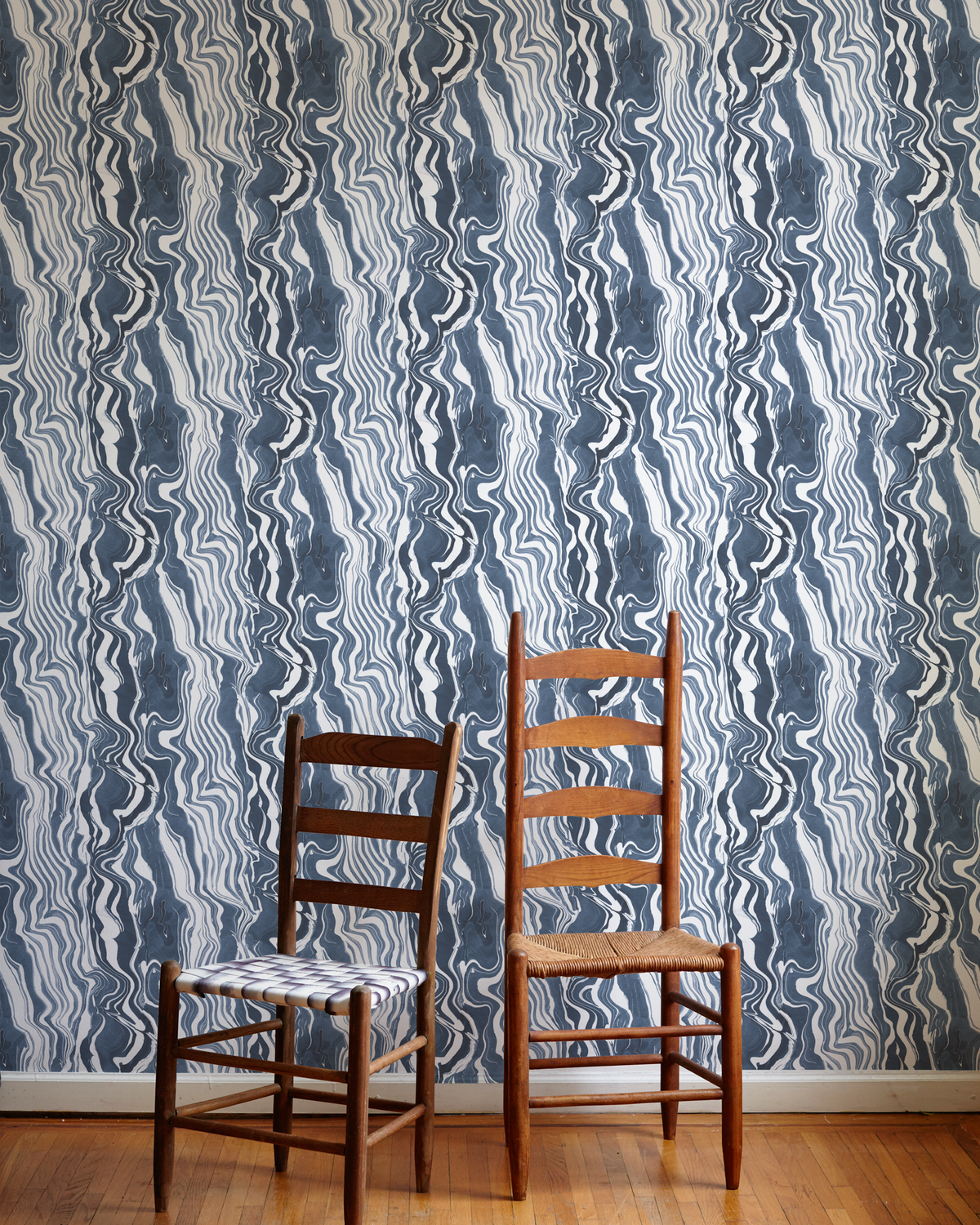 Marbled Stripe Wallpaper in Navy