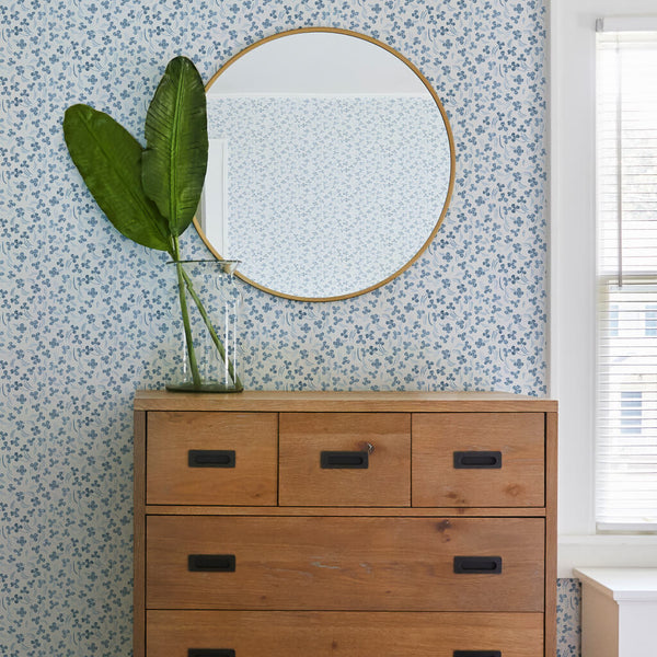 Clovers Wallpaper in Blue