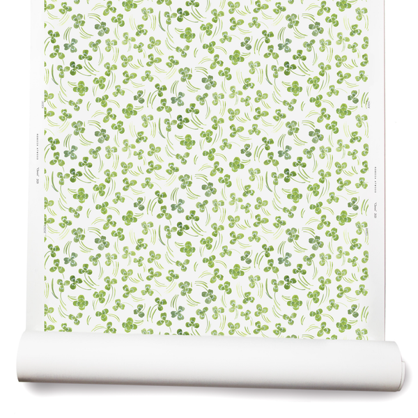 Clovers Wallpaper in Green