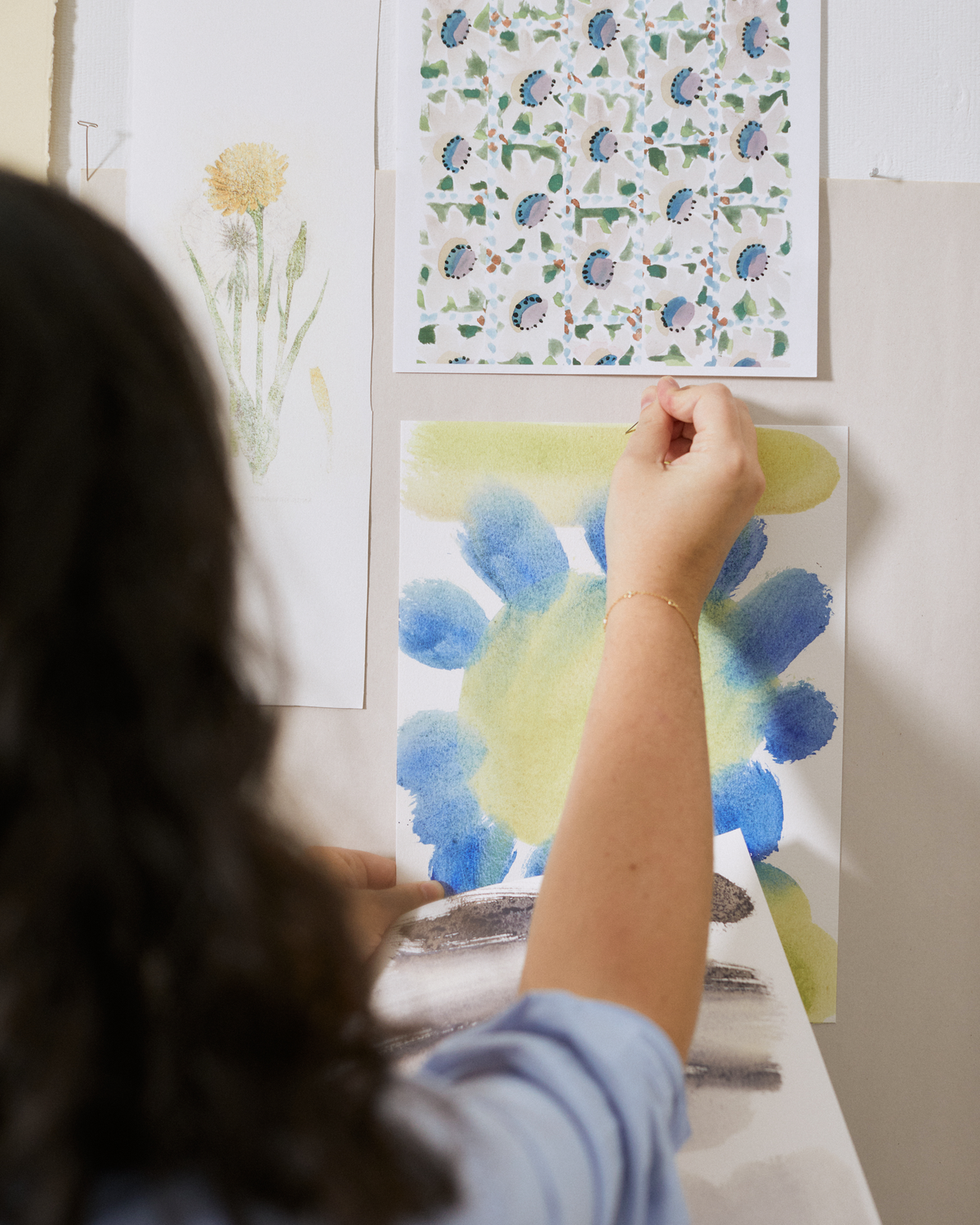 Floral Trellis Wallpaper in Blue/Green