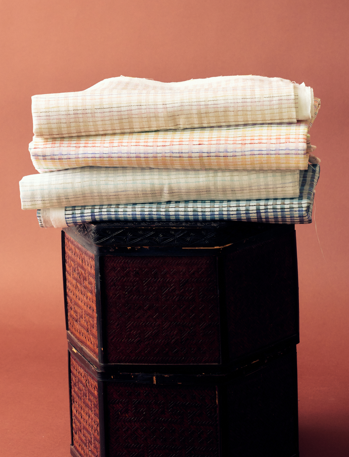 Picnic Fabric in Multi-Taupe