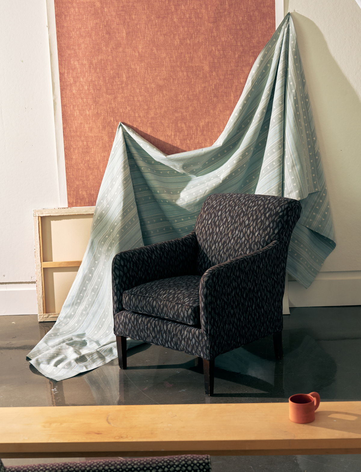 Alder Wallpaper in Clay Brown