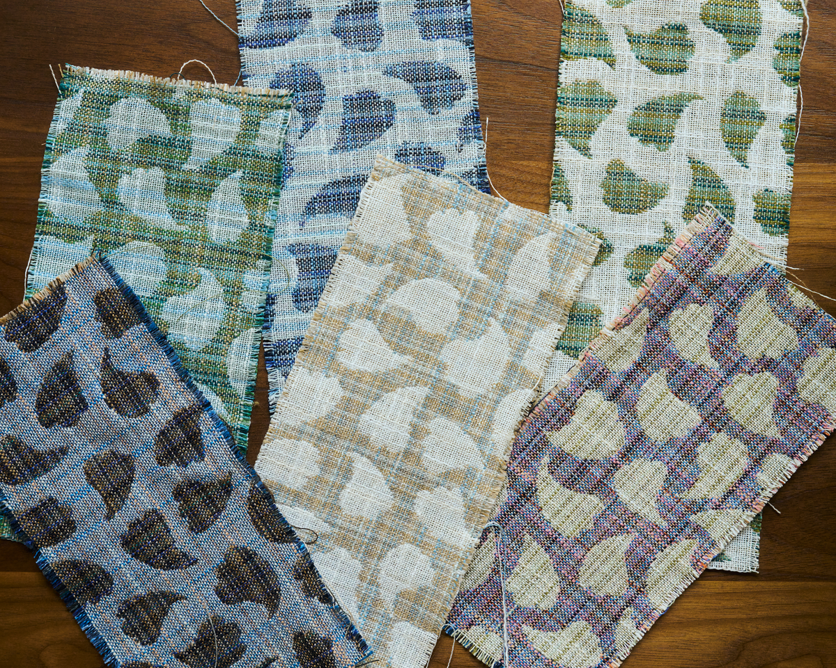 Bubbly Leaves Fabric in Multi Lilac