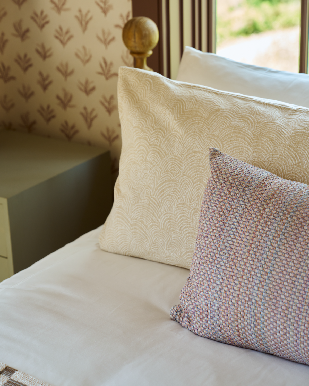 Linear Cloud Pillow in Cream