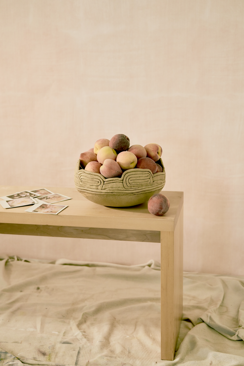 Aurora Wallpaper in White Peach
