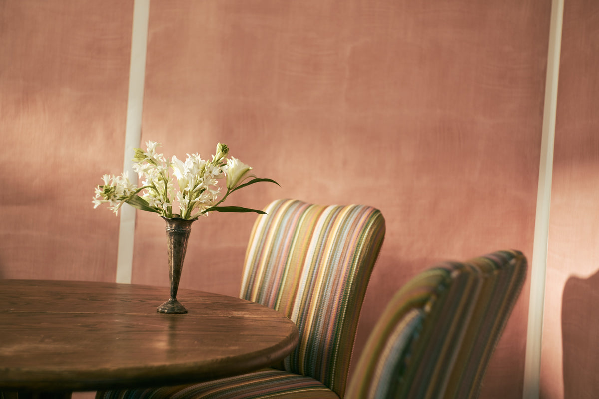 Aurora Wallpaper in Soft Clay
