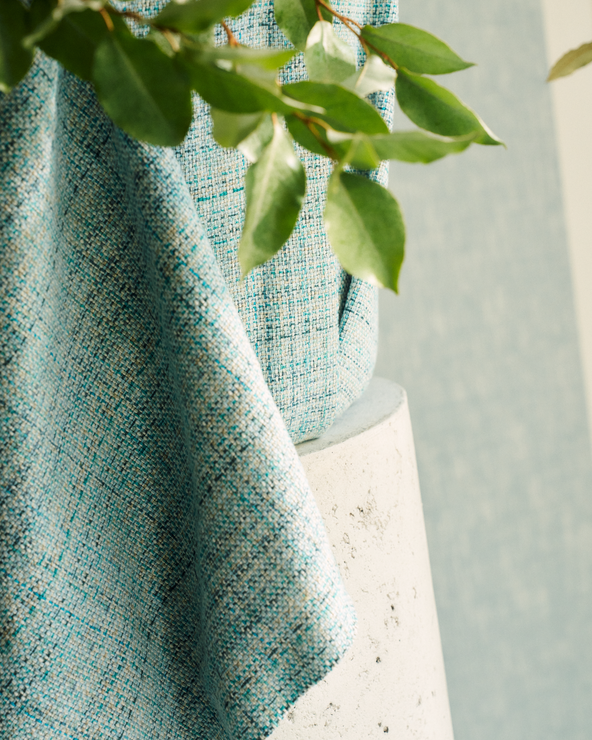 Bramble Fabric in Splash Blue