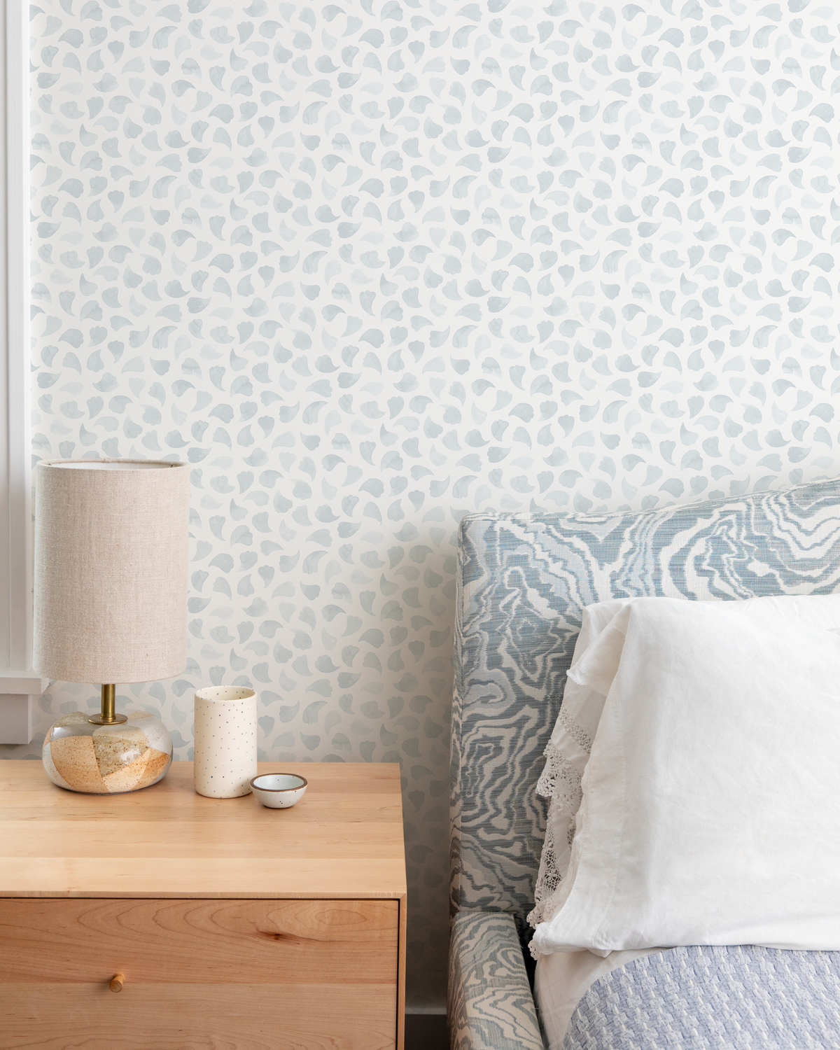 Bubbly Leaves Wallpaper in Pale Blue