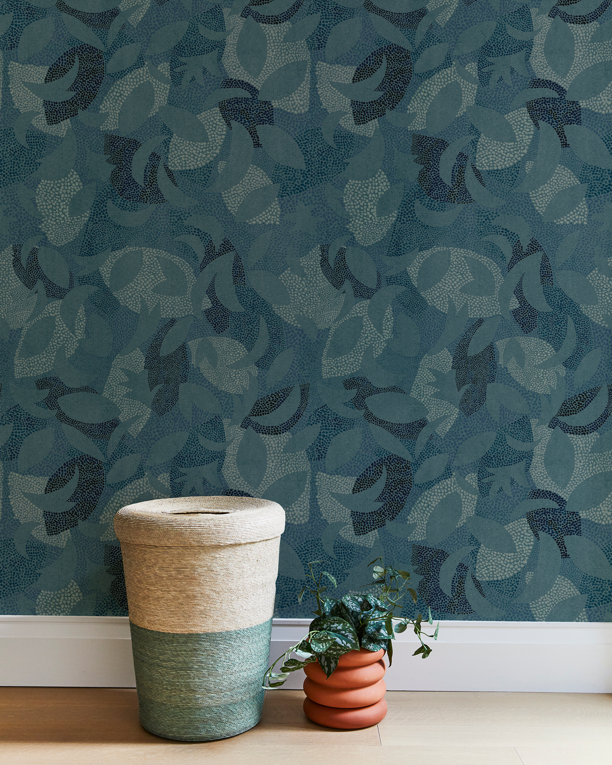 Dotted Leaves Wallpaper in Navy