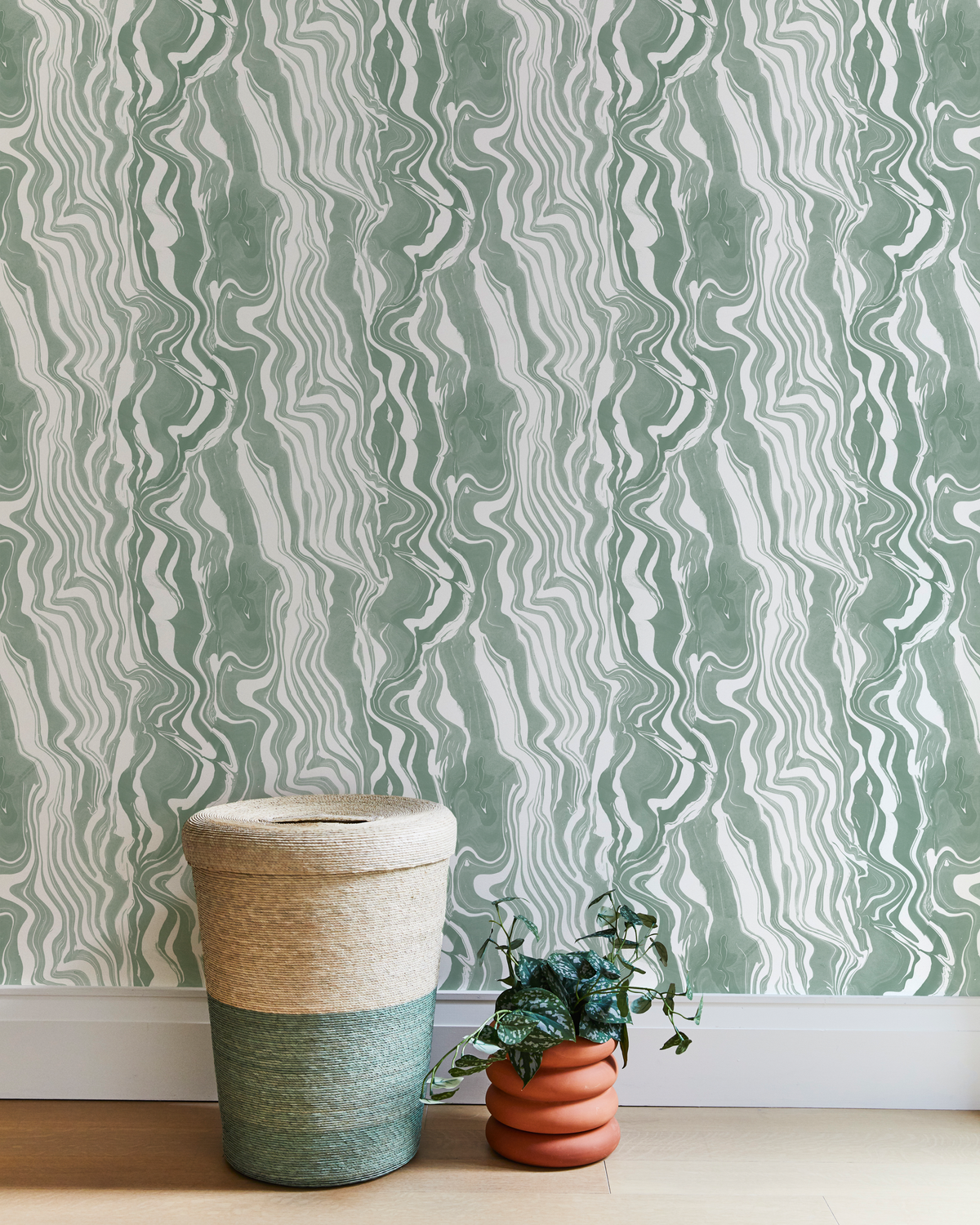 Marbled Stripe Wallpaper in Green