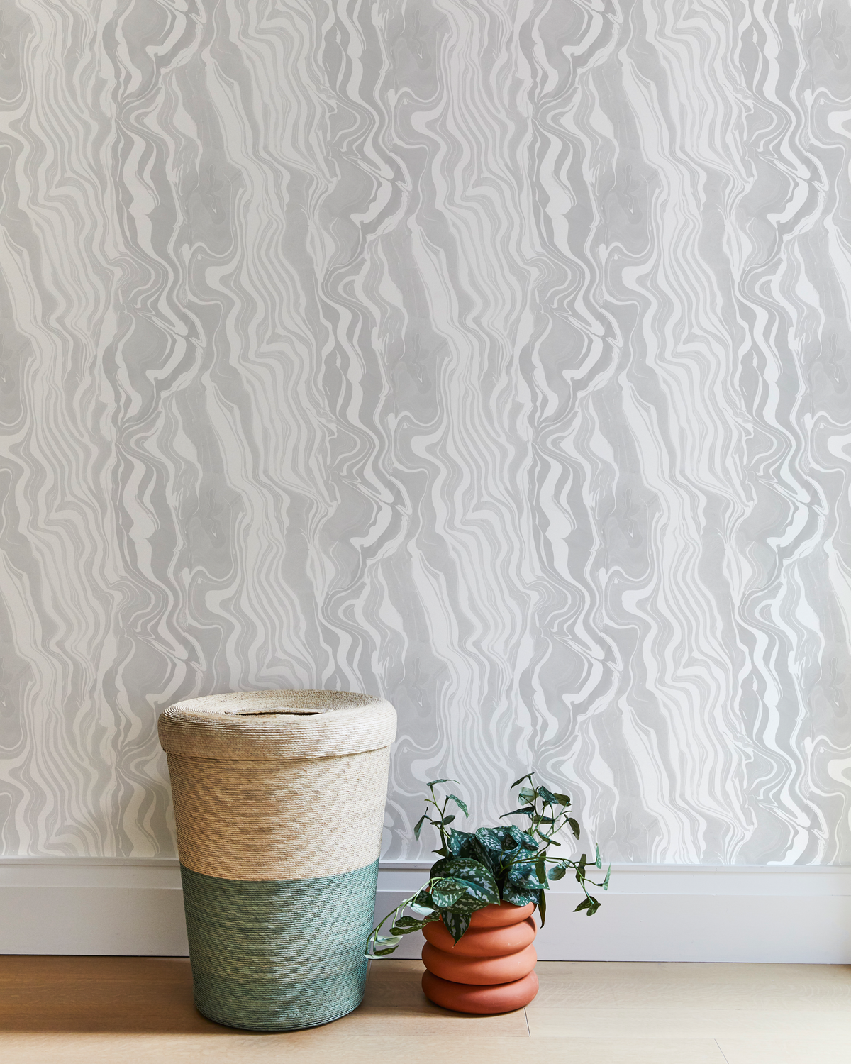 Marbled Stripe Wallpaper in Mist