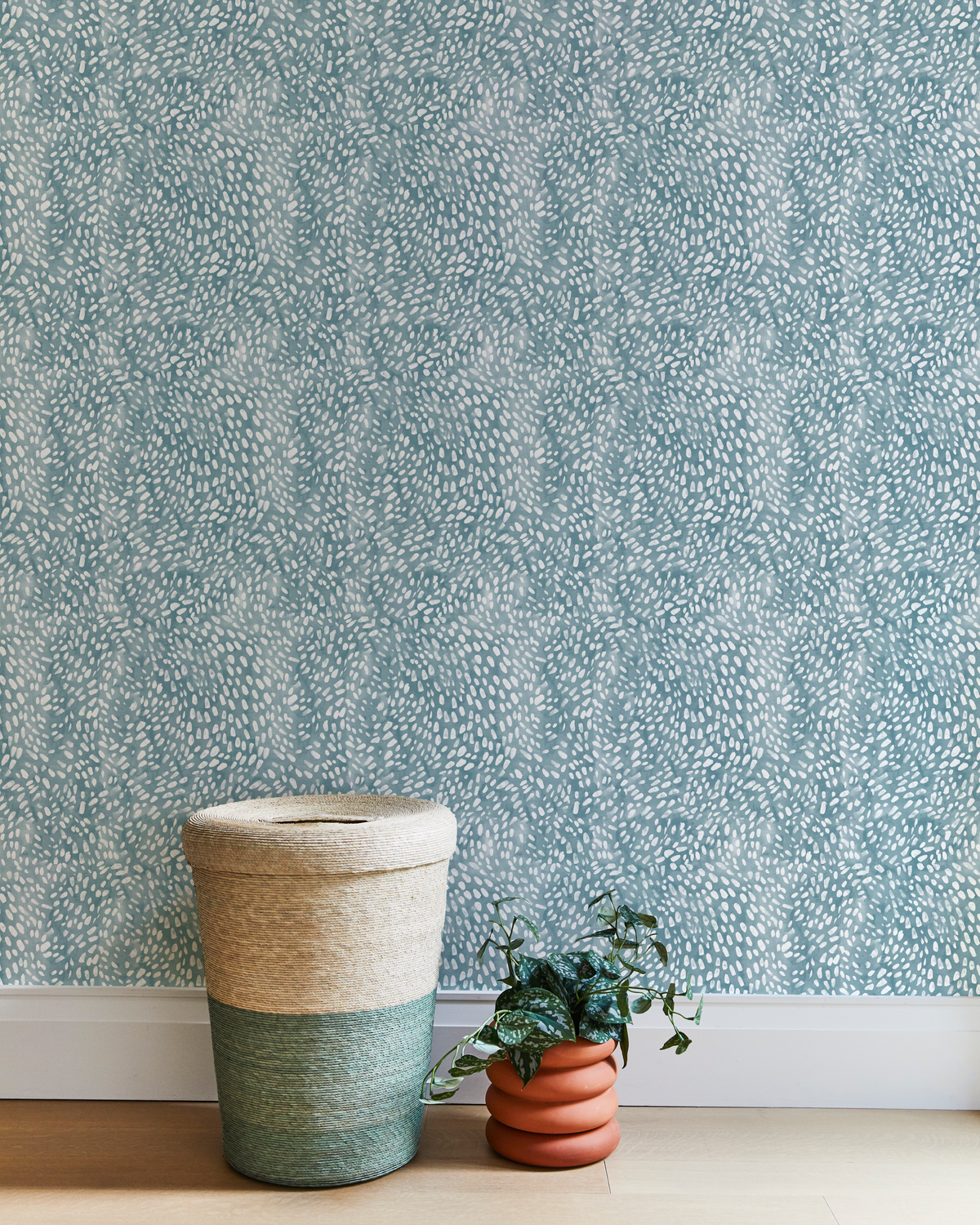 Speckled Wallpaper in Blue Rain