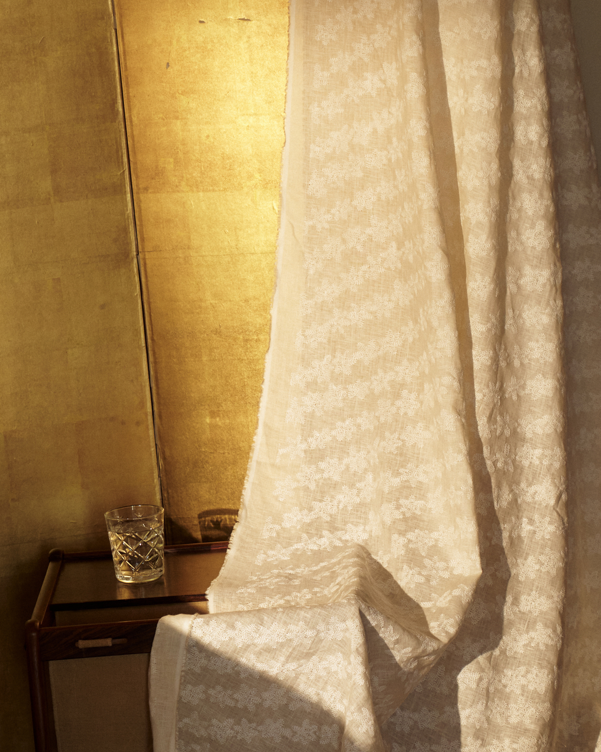 Stamped Garland Embroidered Fabric in Off-White