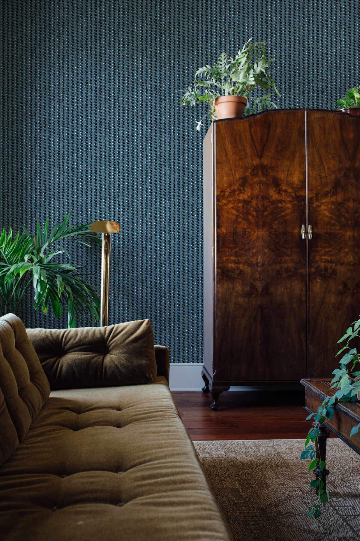 Dotted Lines Wallpaper in Navy