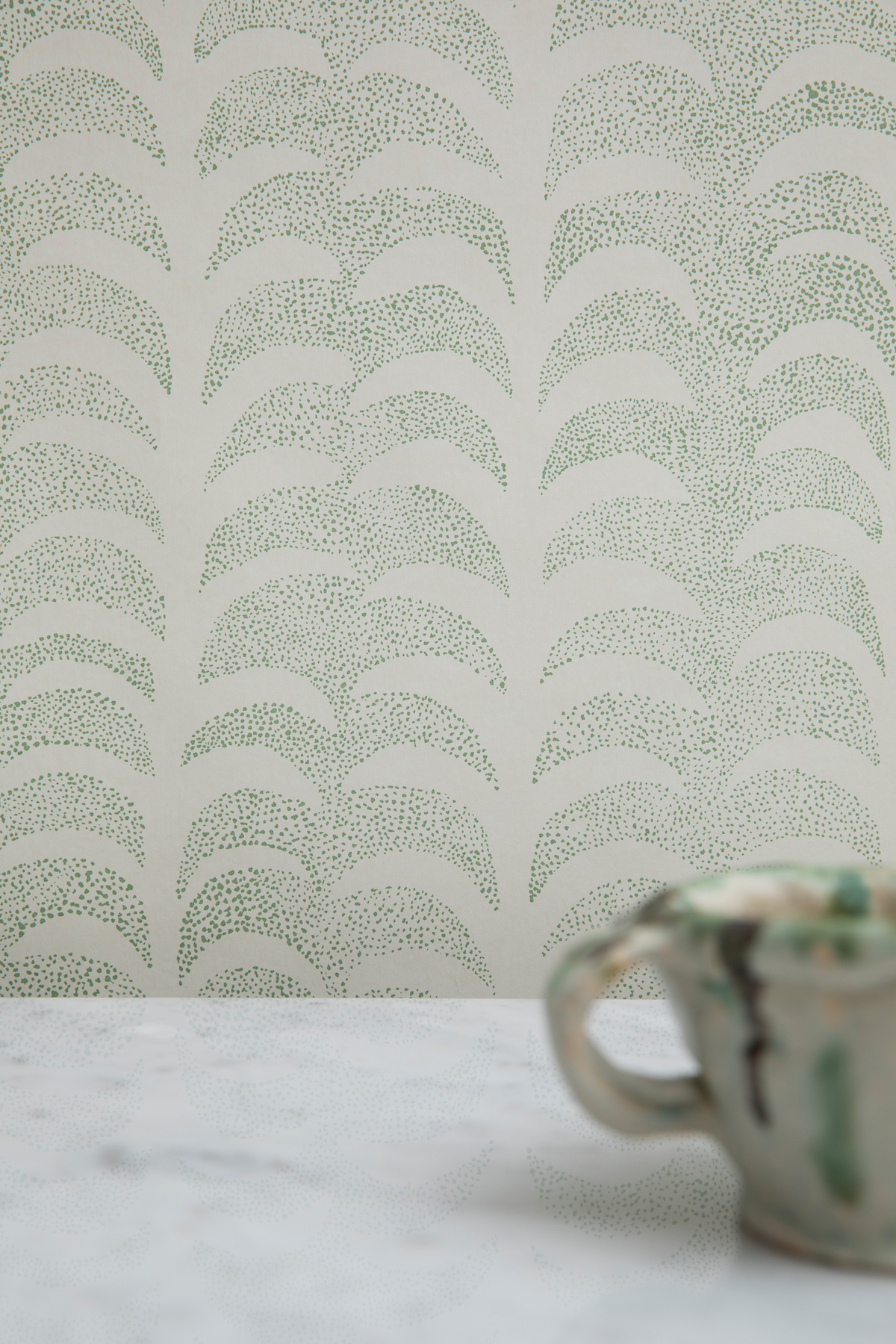 Dotted Palm Wallpaper in Leaf